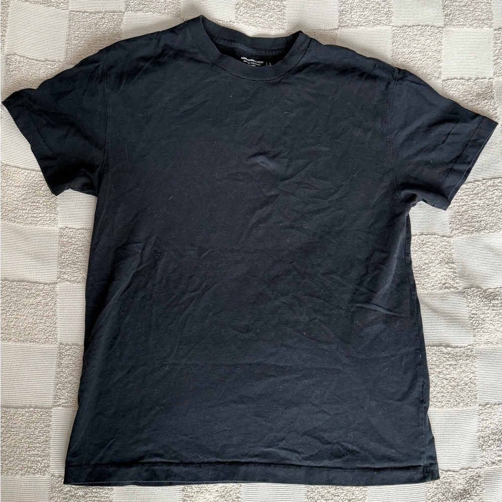Abercrombie & Fitch Men’s Soft A&F Essentials Tee – Black